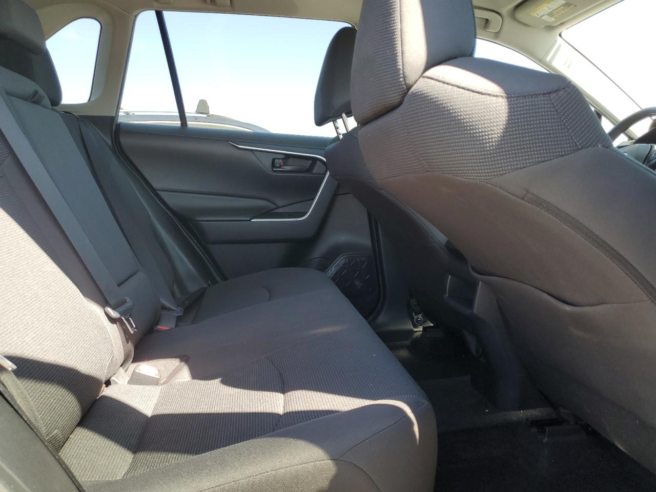 2T3H1RFV9KC011103 TOYOTA RAV4 2019