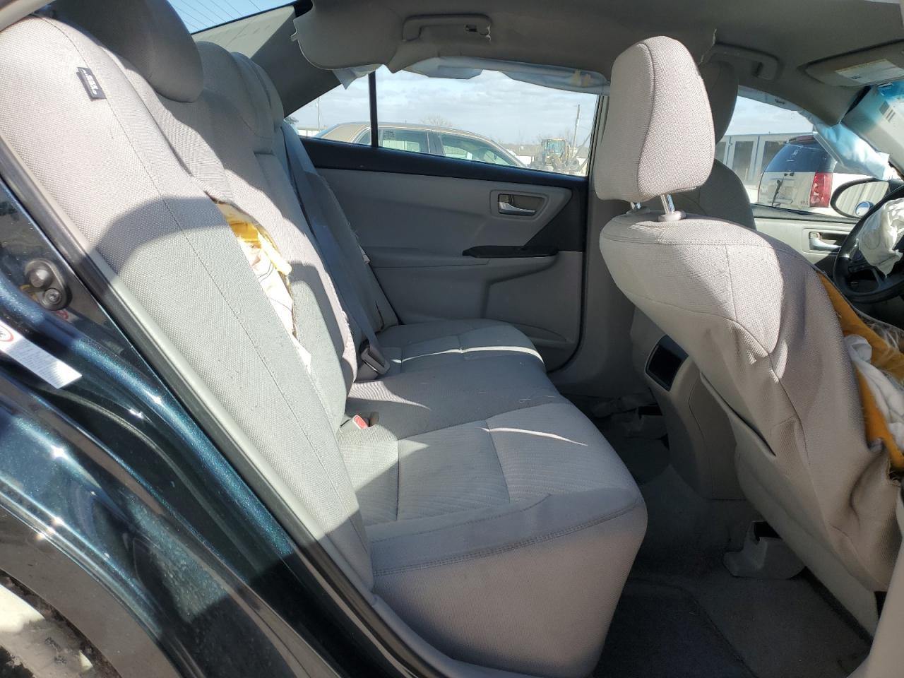 2015 Toyota Camry - Image 10