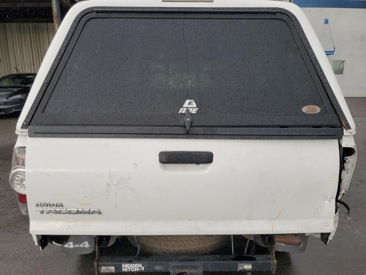 2011 Toyota Tacoma - Image 11