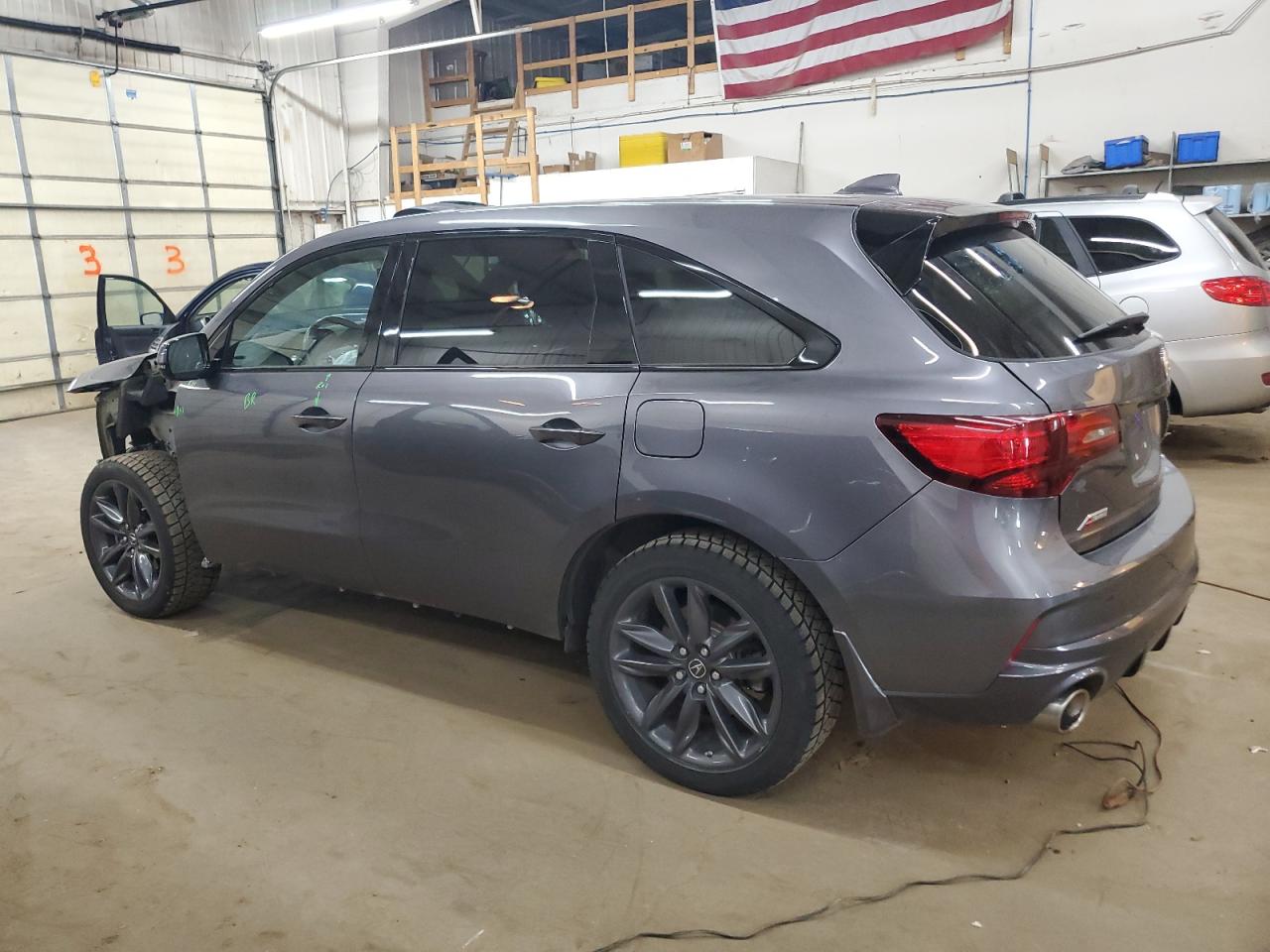 2019 Acura MDX - Image 2