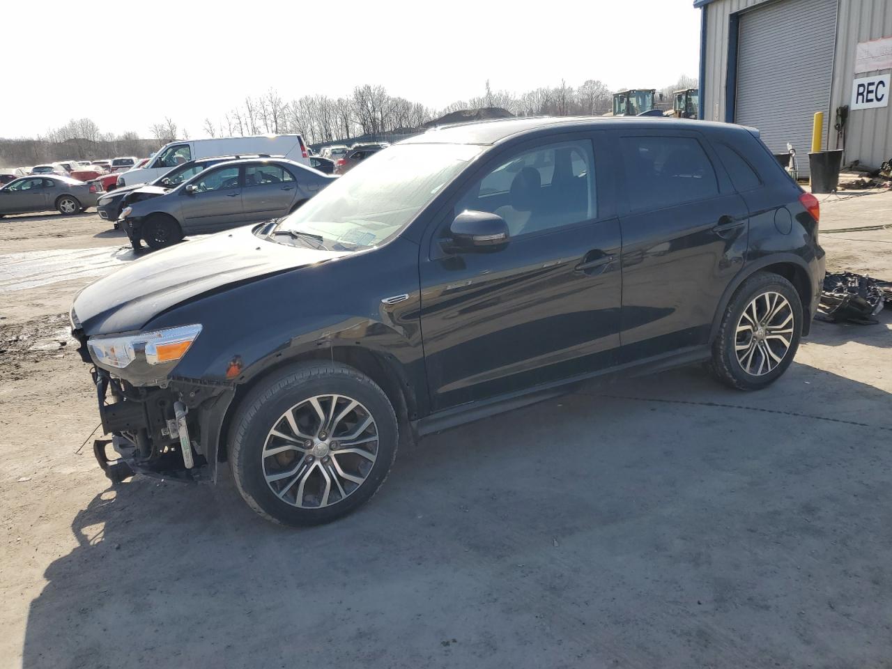 2018 Mitsubishi Outlander - Image 1