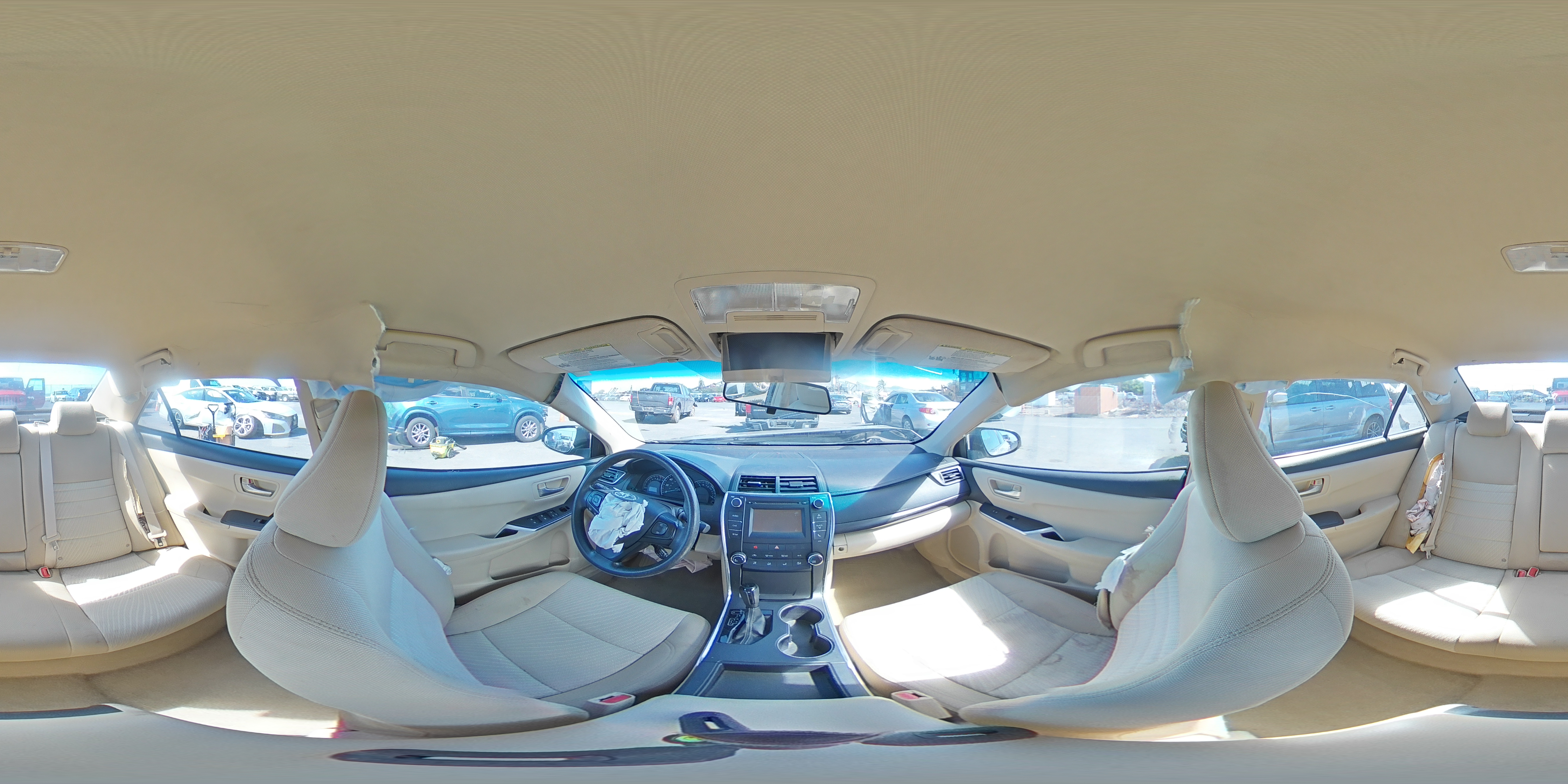 2015 Toyota Camry - Image 12