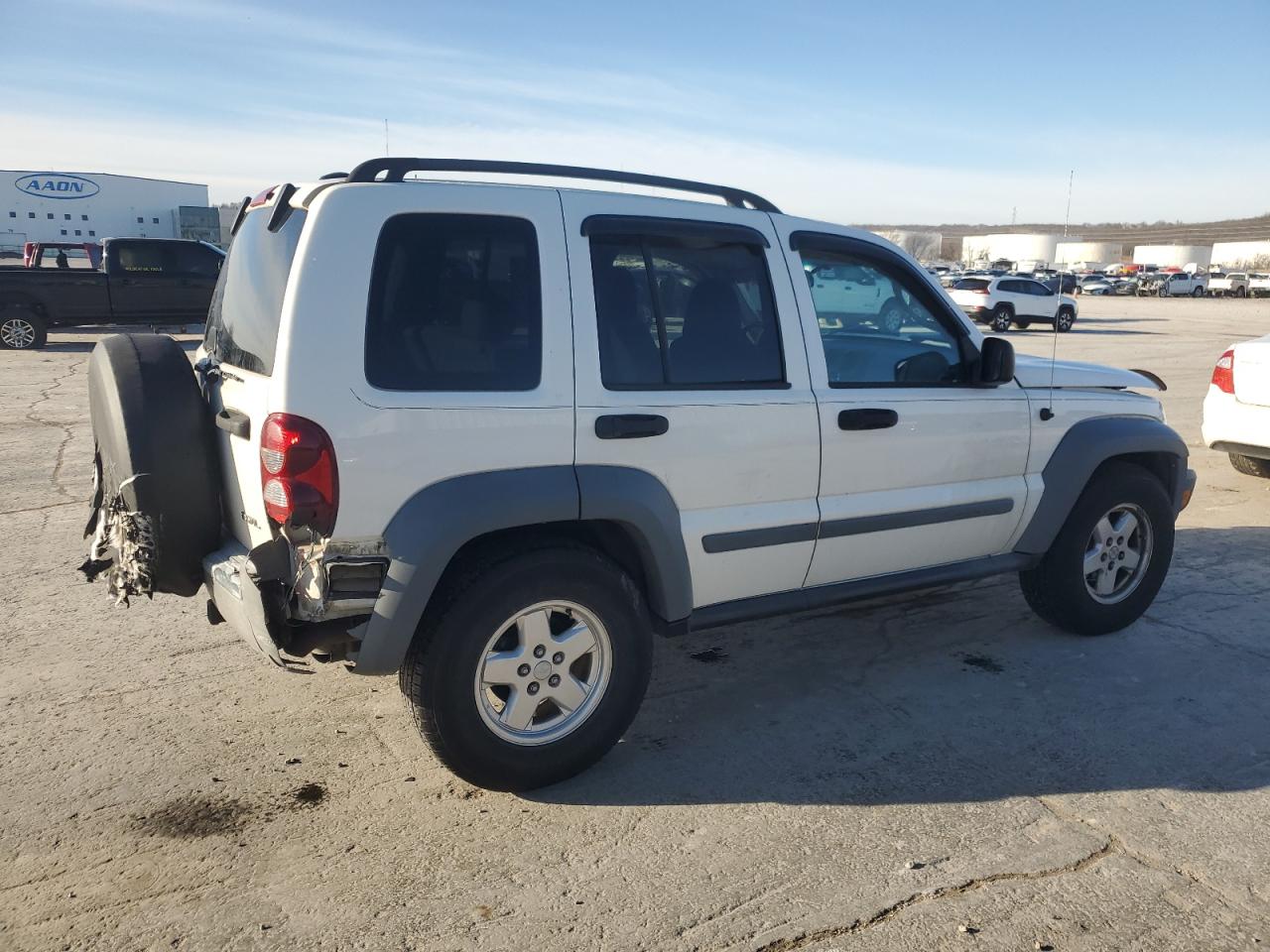 2005 Jeep Liberty (North America) - Image 3