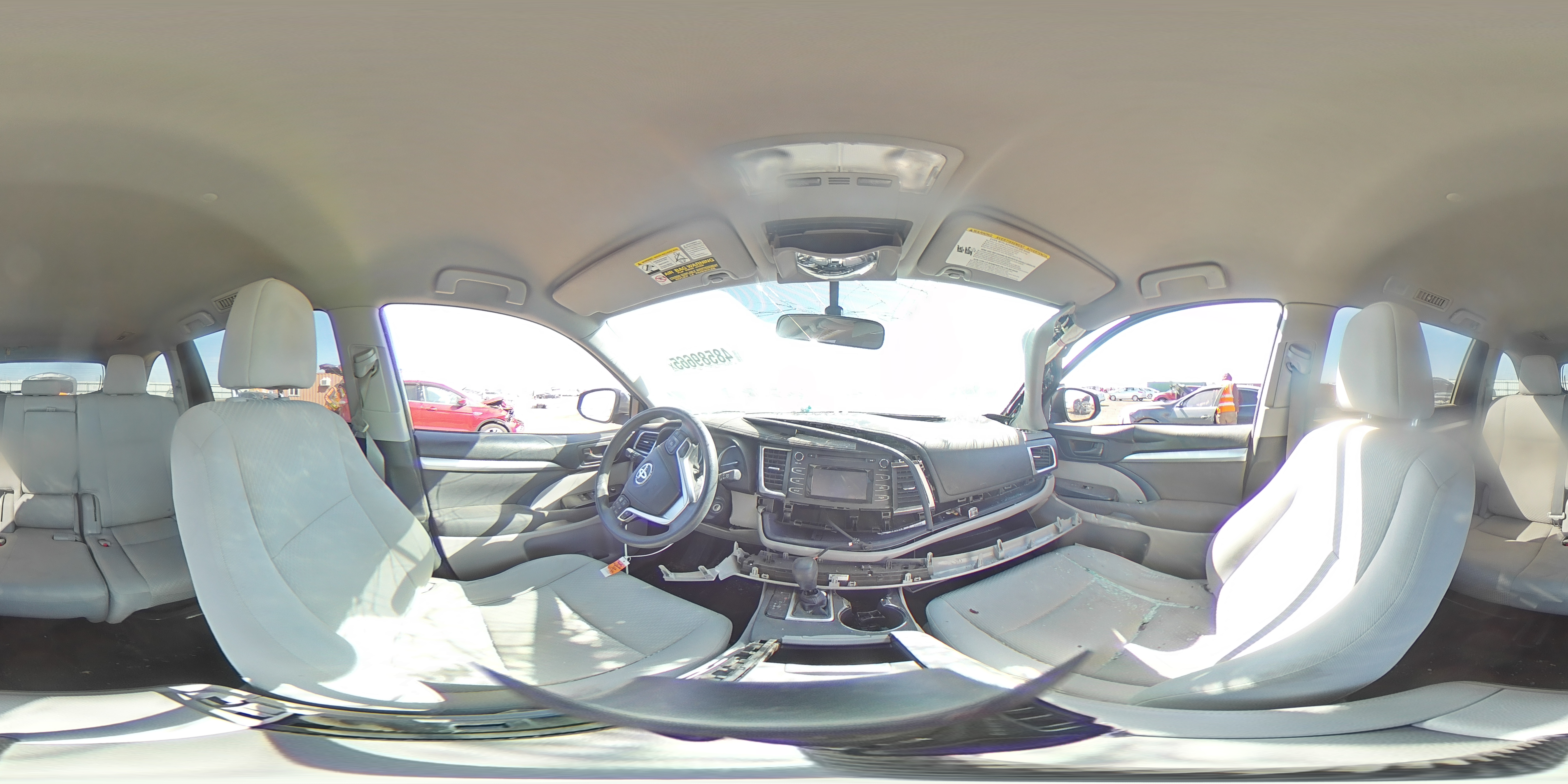 2014 Toyota Highlander - Image 12