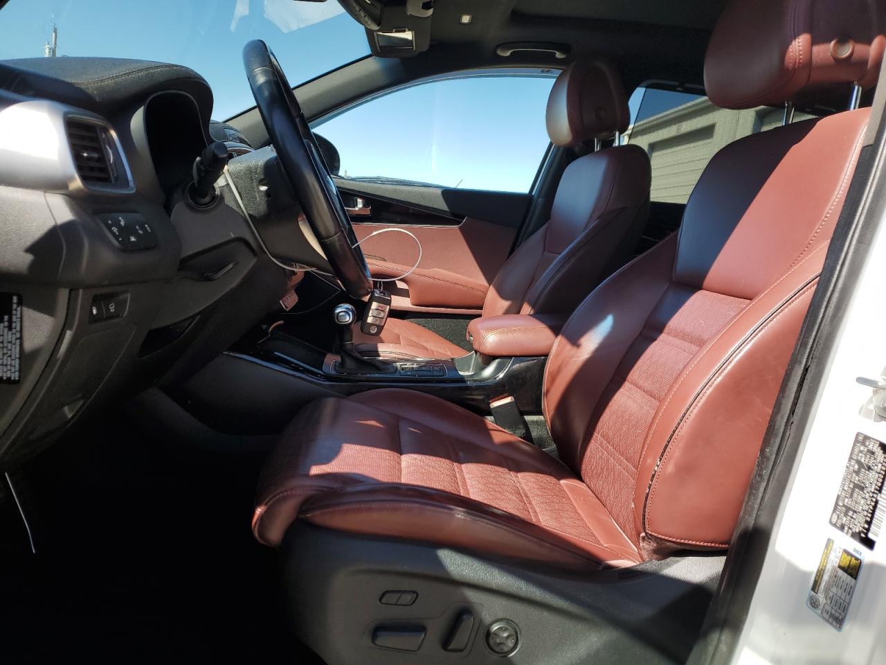 2016 Kia Sorento - Image 7