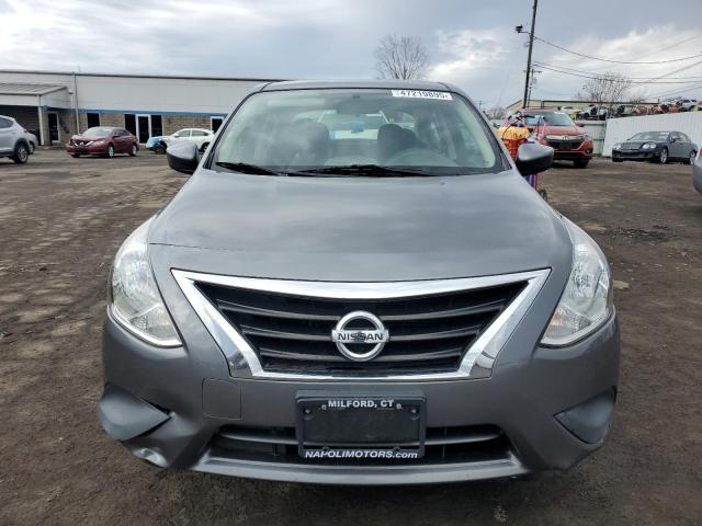  NISSAN VERSA 2019 Szary