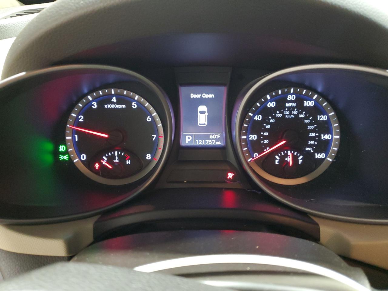 2016 Hyundai Santa Fe - Image 9