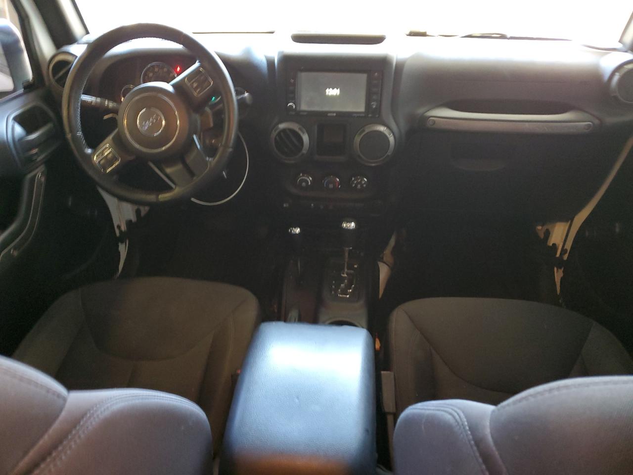 2015 Jeep Wrangler - Image 8