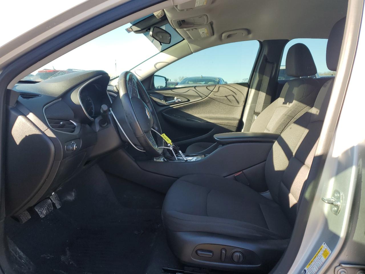 2020 Chevrolet Malibu - Image 7