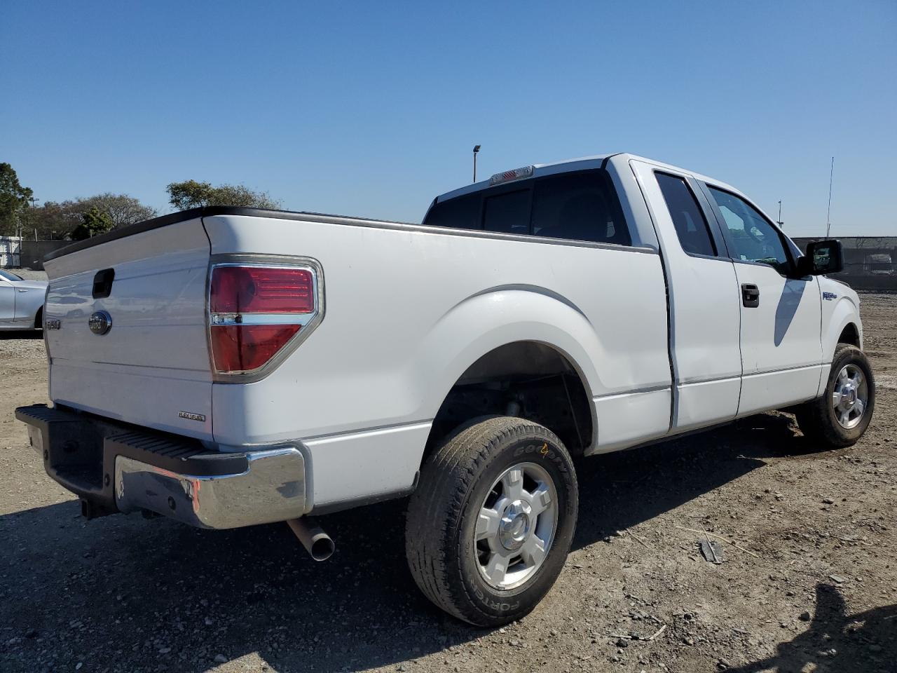 2011 Ford F-150 - Image 3