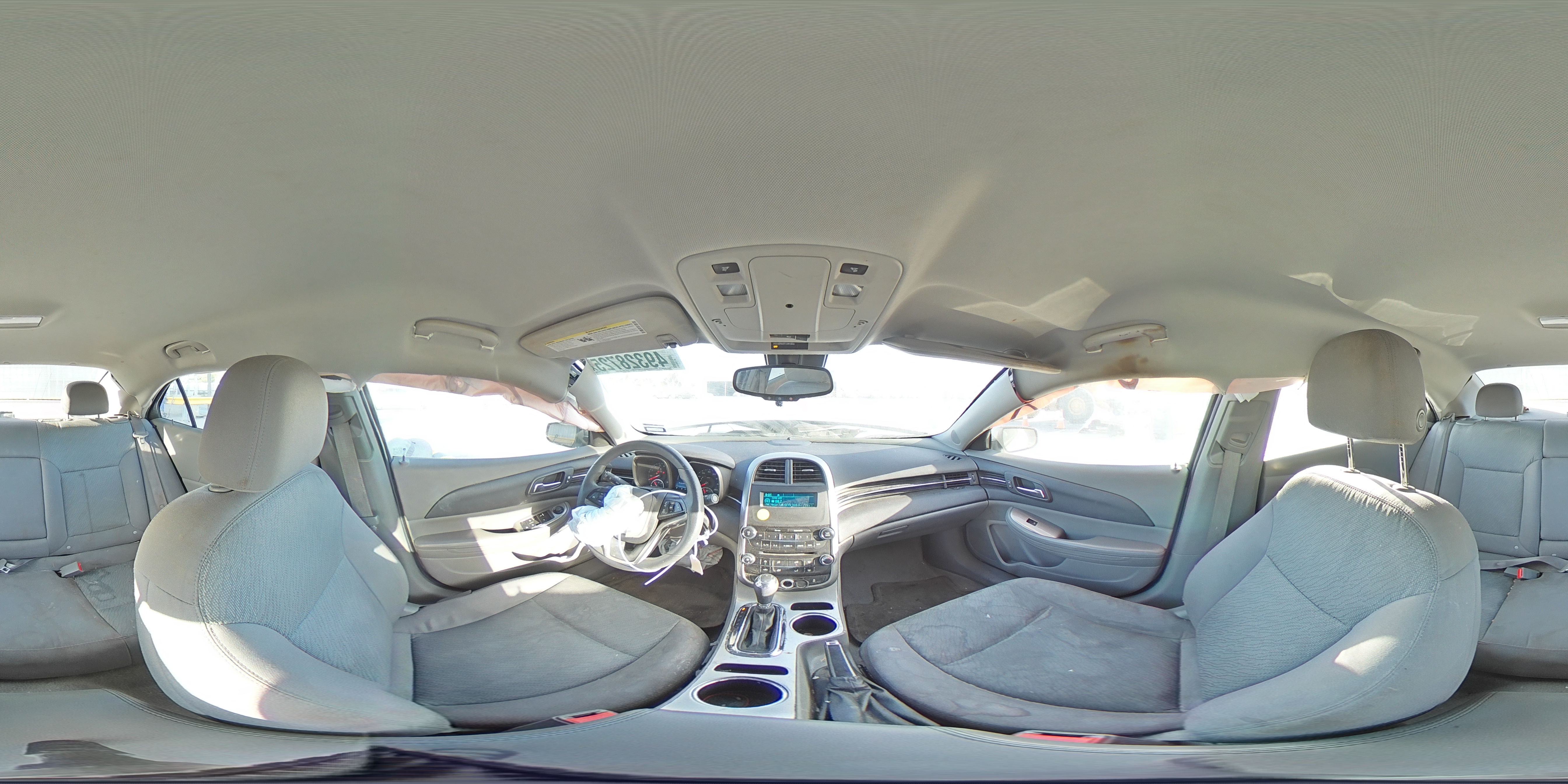 2015 Chevrolet Malibu - Image 13