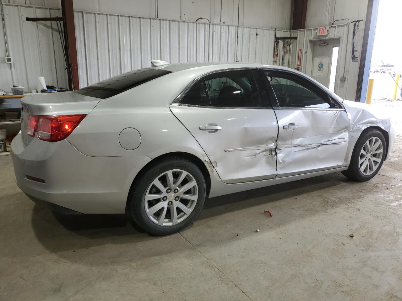 2015 Chevrolet Malibu - Image 3