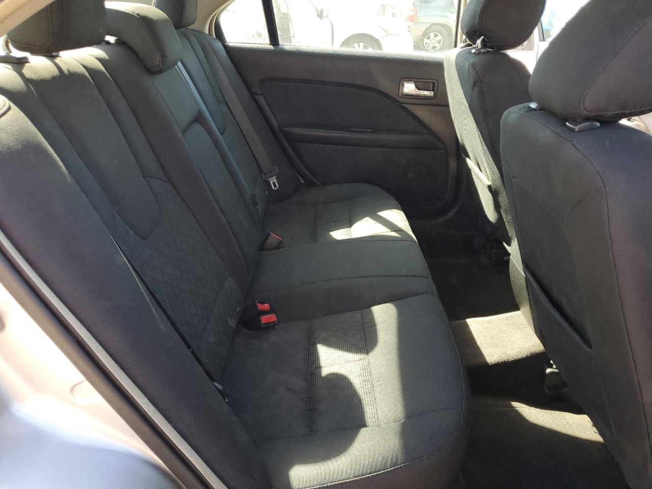 2012 Ford Fusion - Image 10