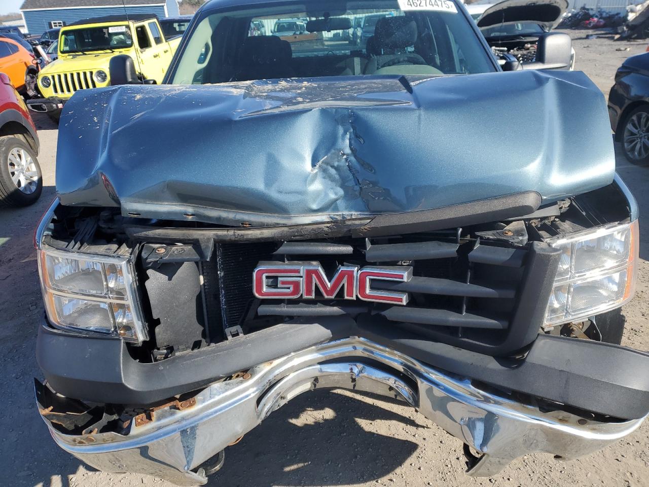 2011 GMC Sierra - Image 11