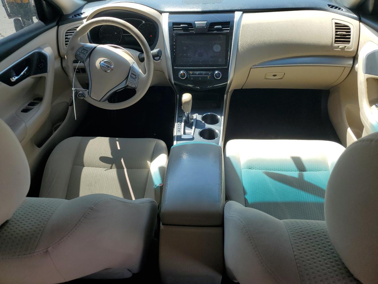 2015 Nissan Altima - Image 8