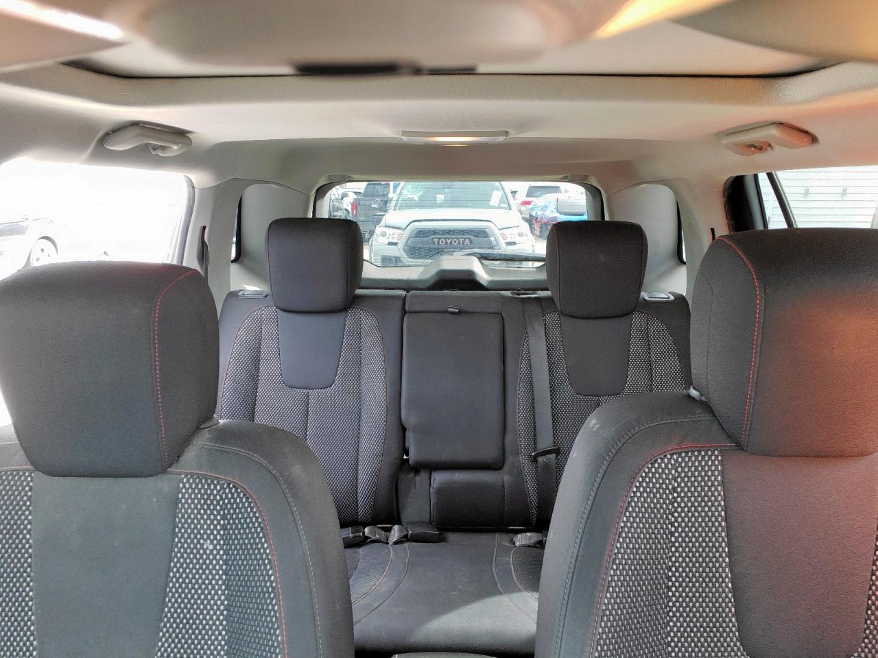 2010 GMC Terrain - Image 10