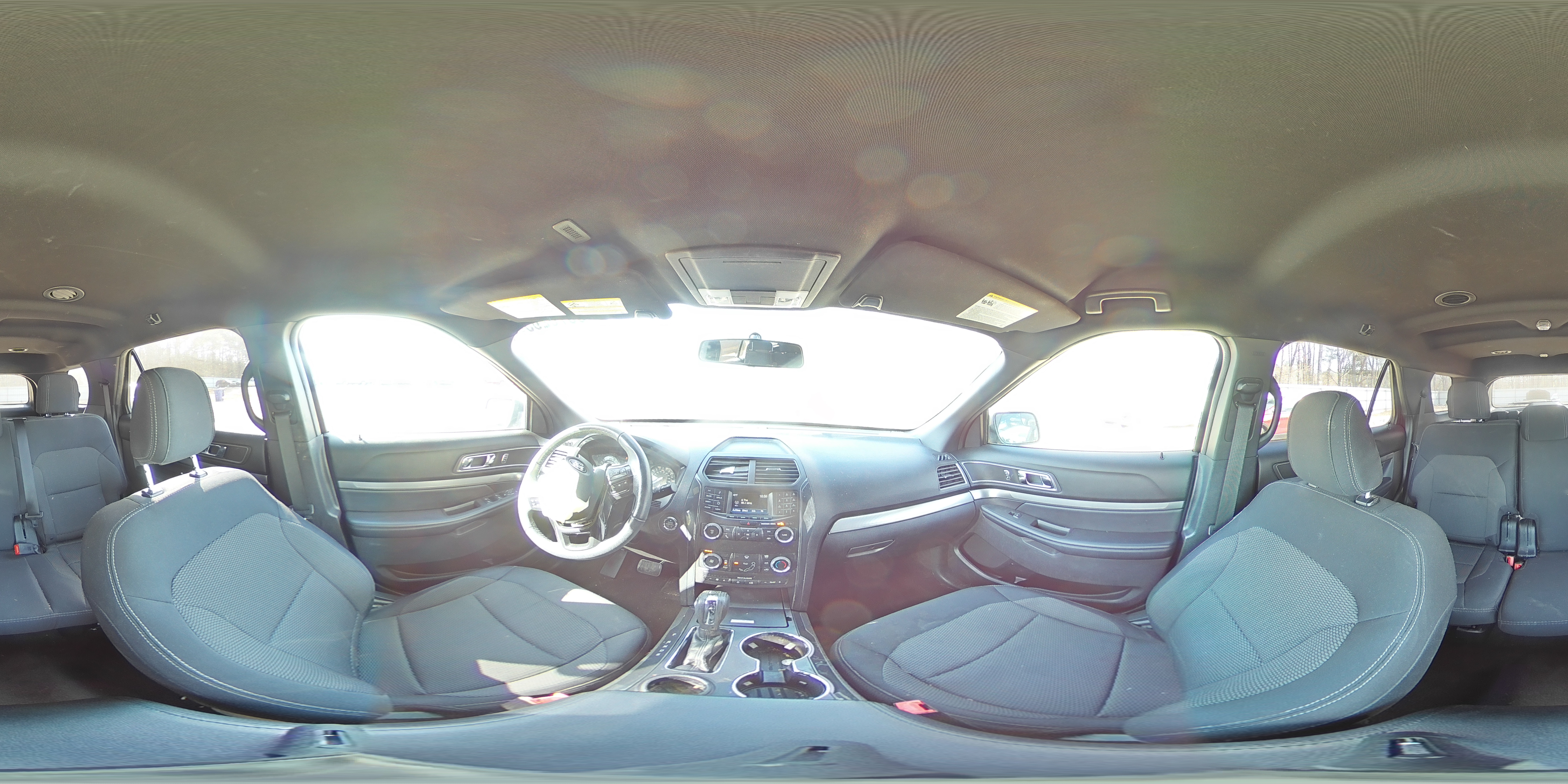 2018 Ford Explorer - Image 14