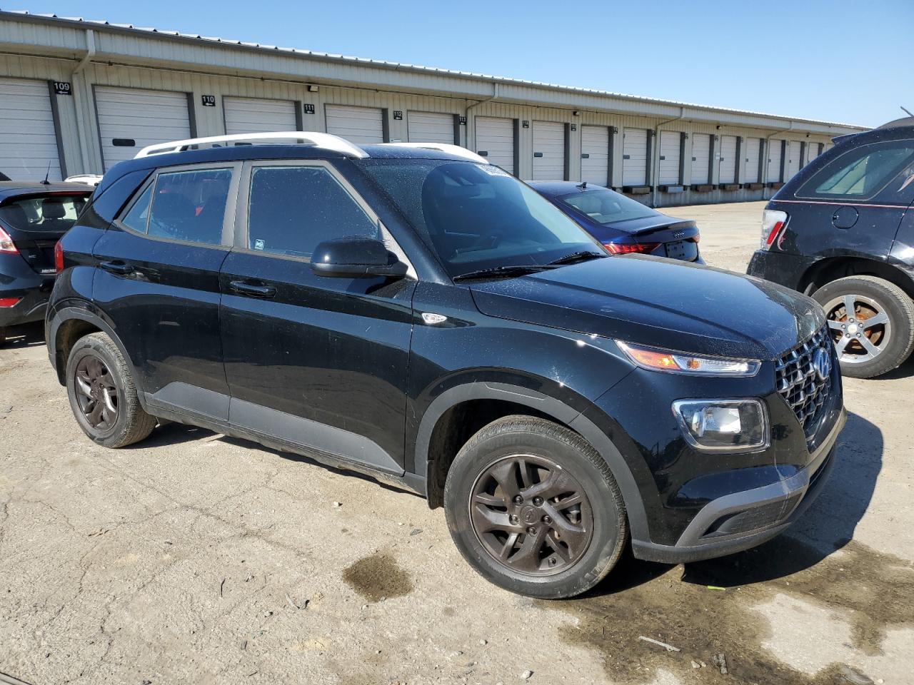 2020 Hyundai Venue - Image 4