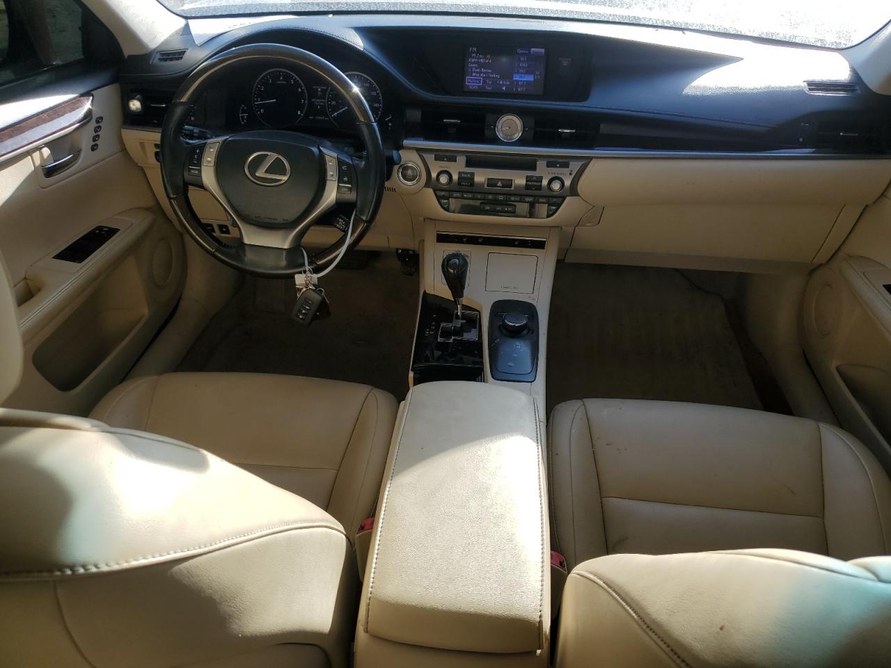 2013 Lexus ES - Image 8