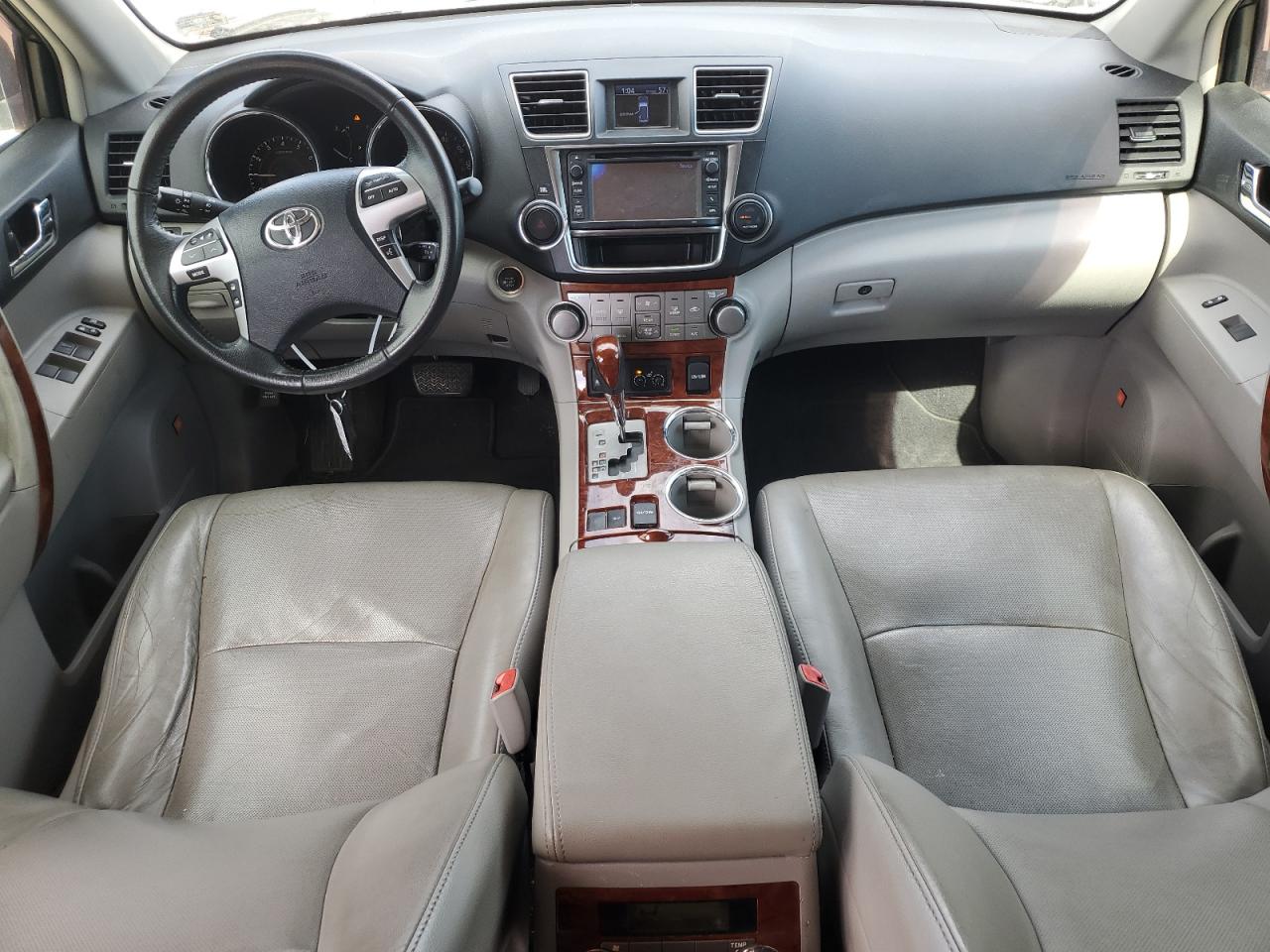 2013 Toyota Highlander - Image 8