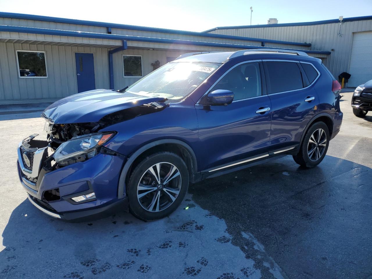 JN8AT2MT0JW452979 NISSAN ROGUE 2018
