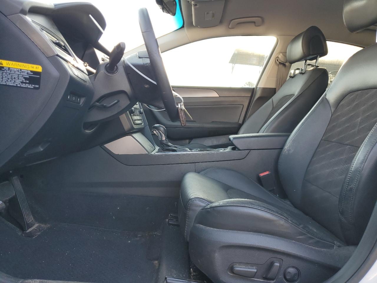 2016 Hyundai Sonata - Image 7