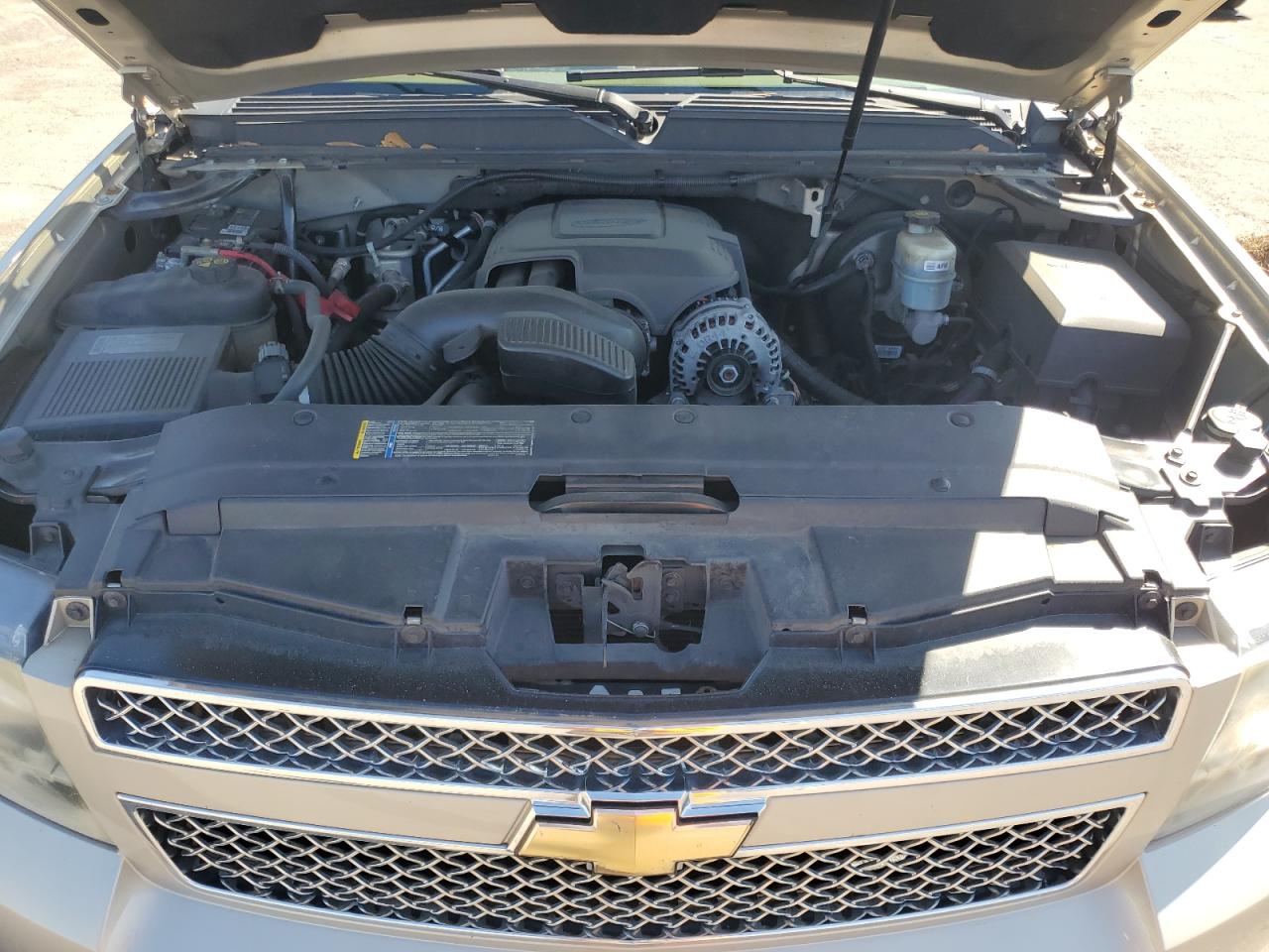 2011 Chevrolet Tahoe - Image 12