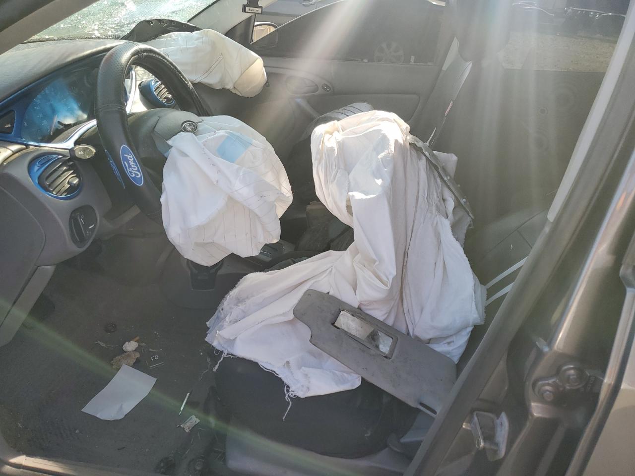 2002 Ford Focus - Image 7