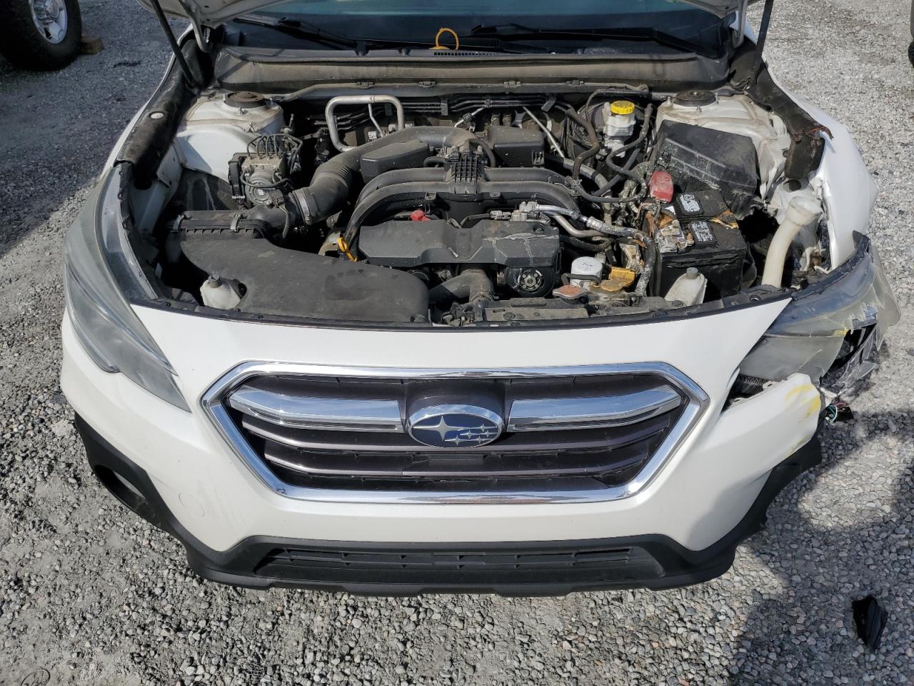 2019 Subaru Outback - Image 11
