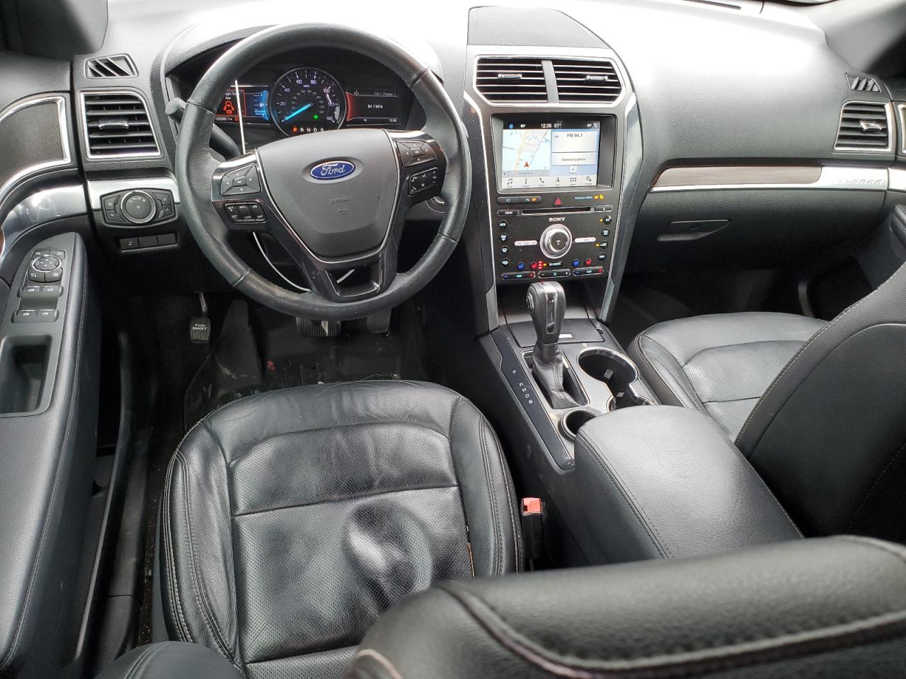 2018 Ford Explorer - Image 8