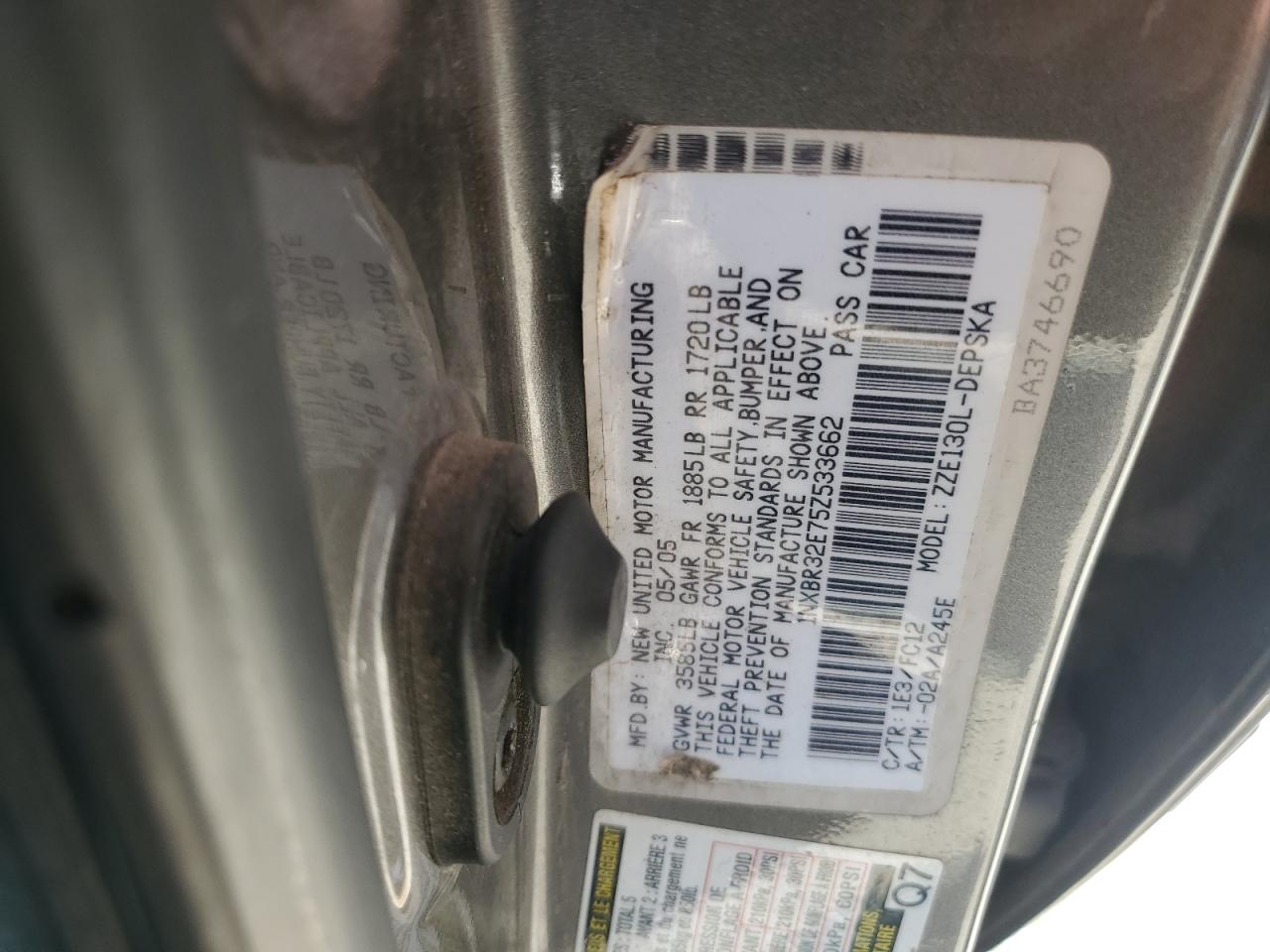 2005 Toyota Corolla - Image 12