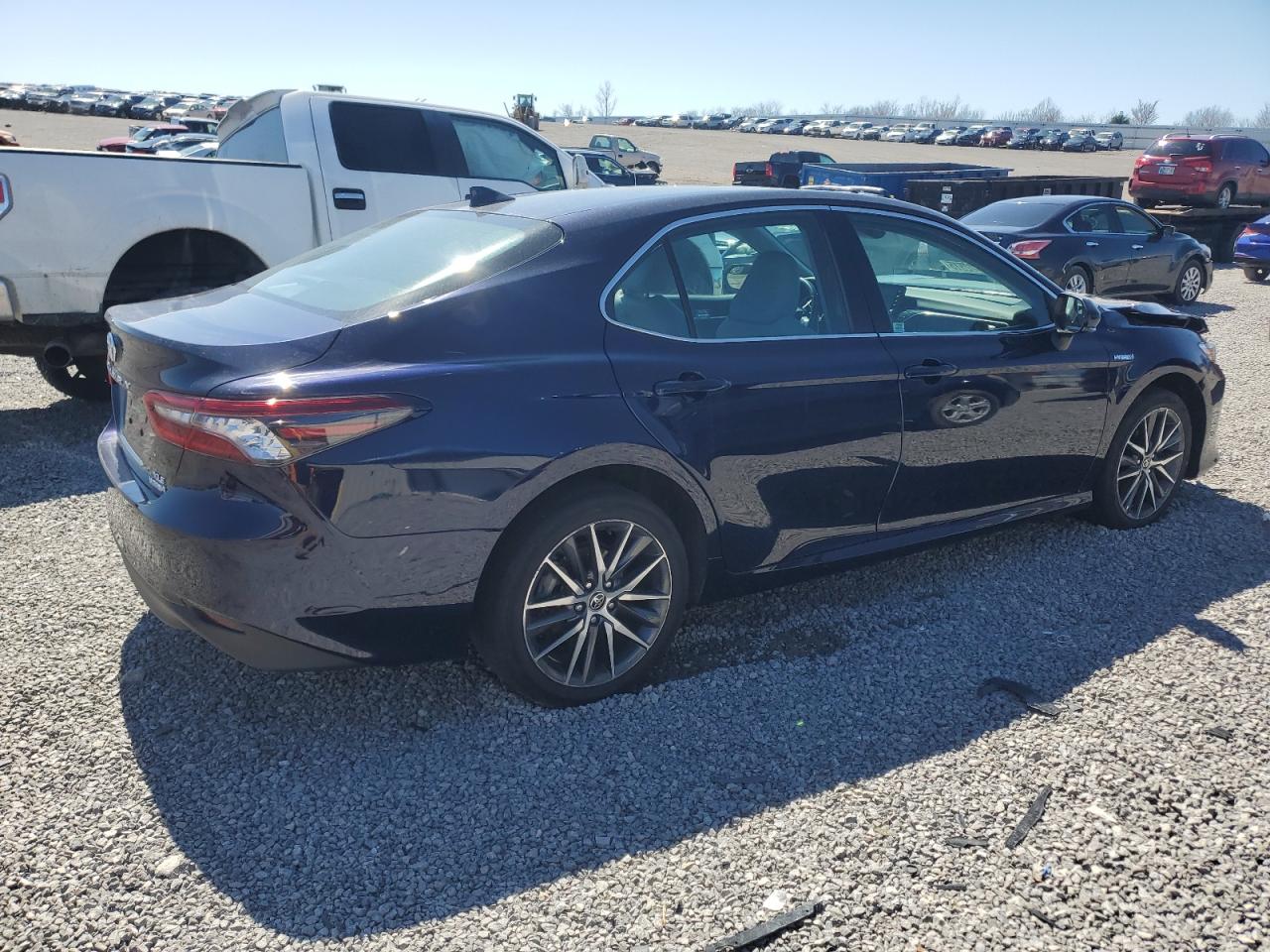 2021 Toyota Camry - Image 3
