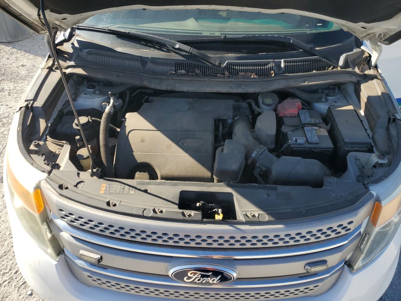 2013 Ford Explorer - Image 14