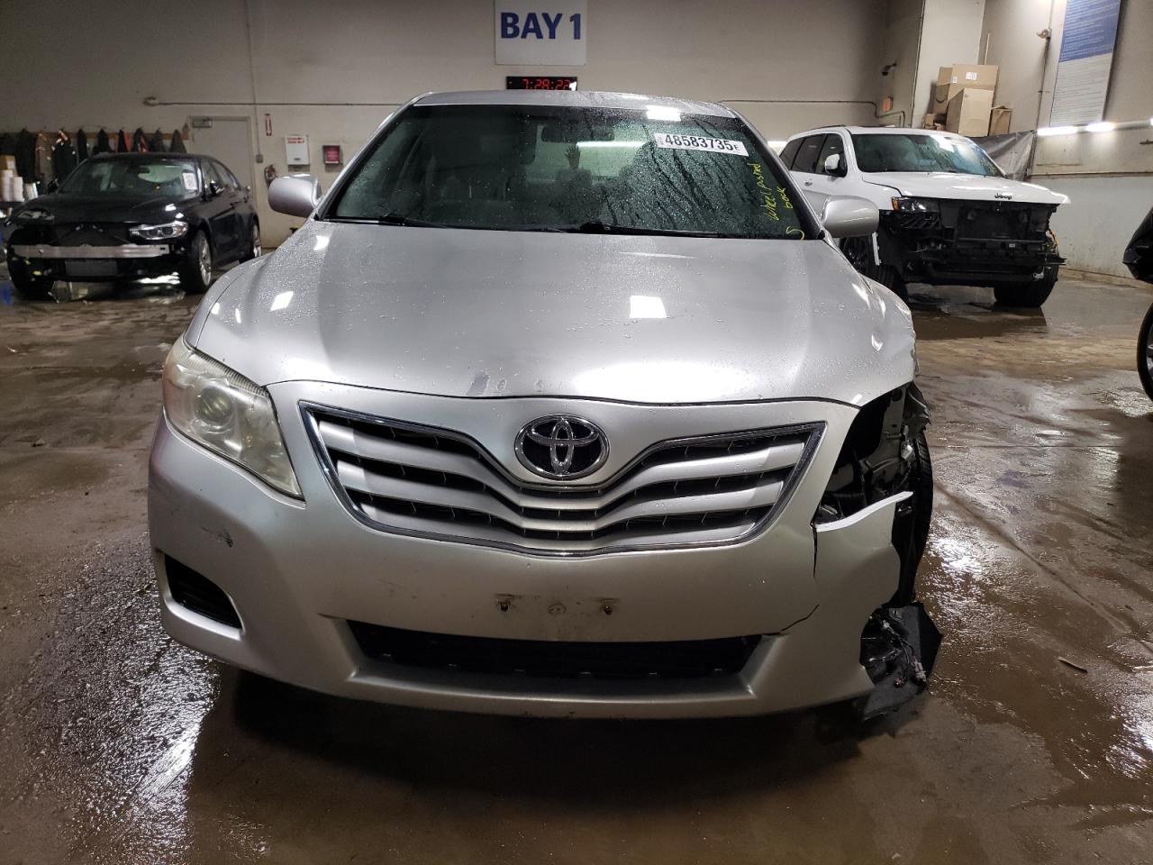 2011 Toyota Camry - Image 5