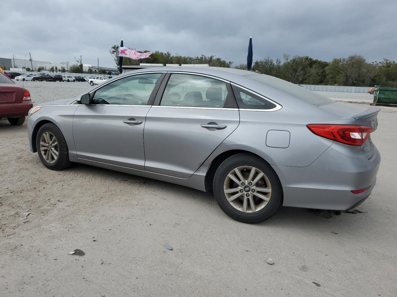 2016 Hyundai Sonata - Image 2