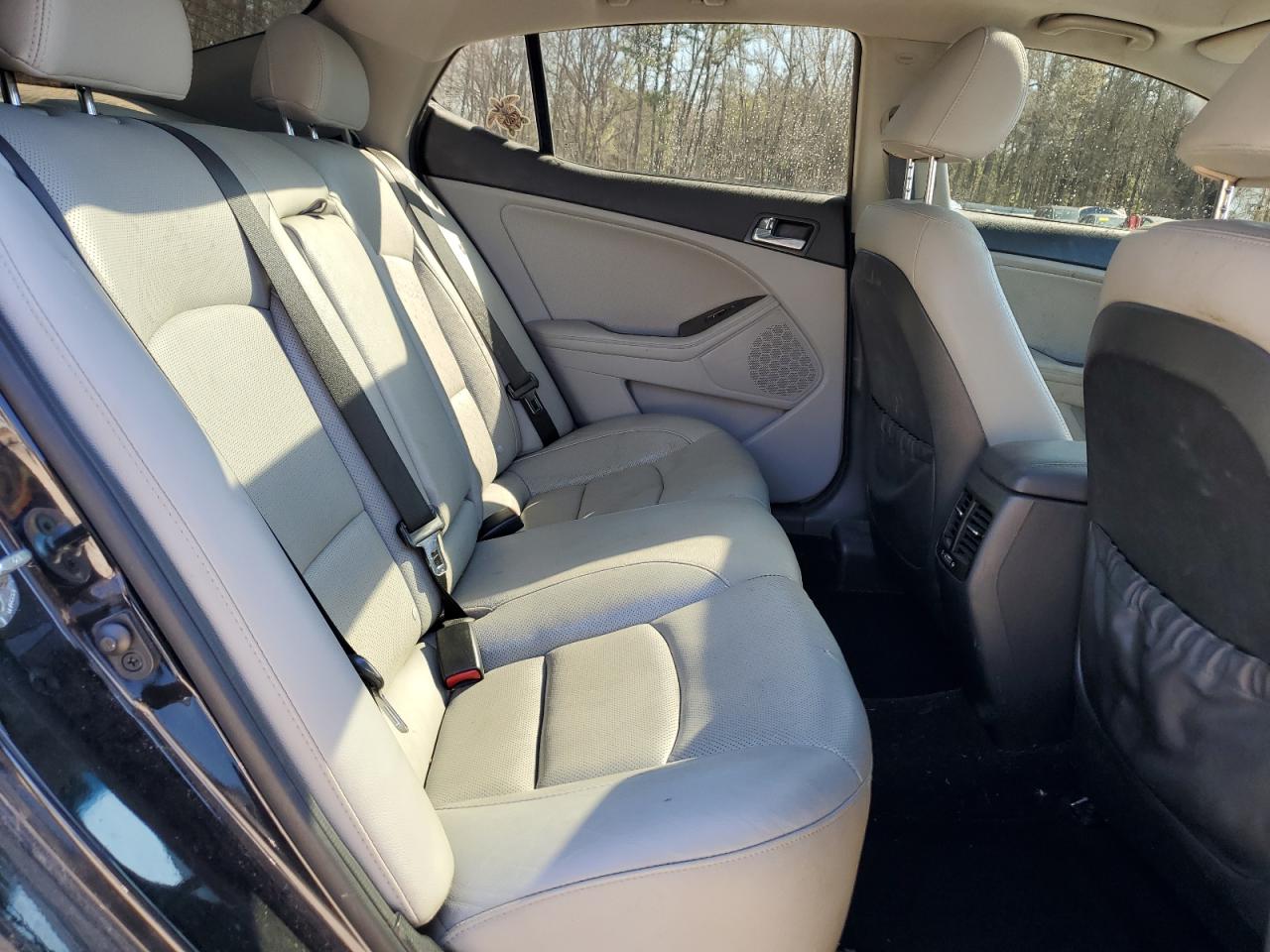 2015 Kia Optima - Image 10