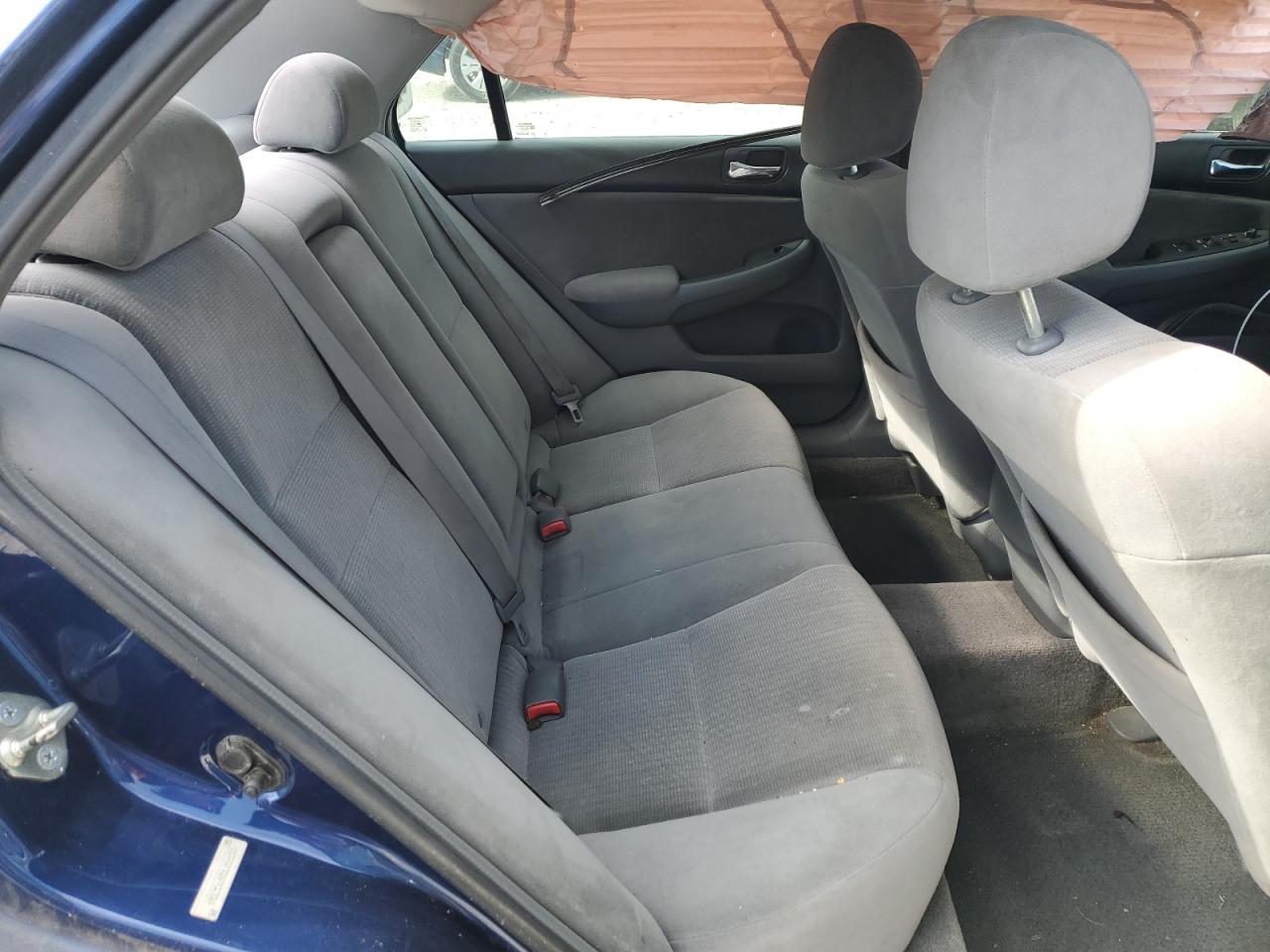 2005 Honda Accord - Image 10