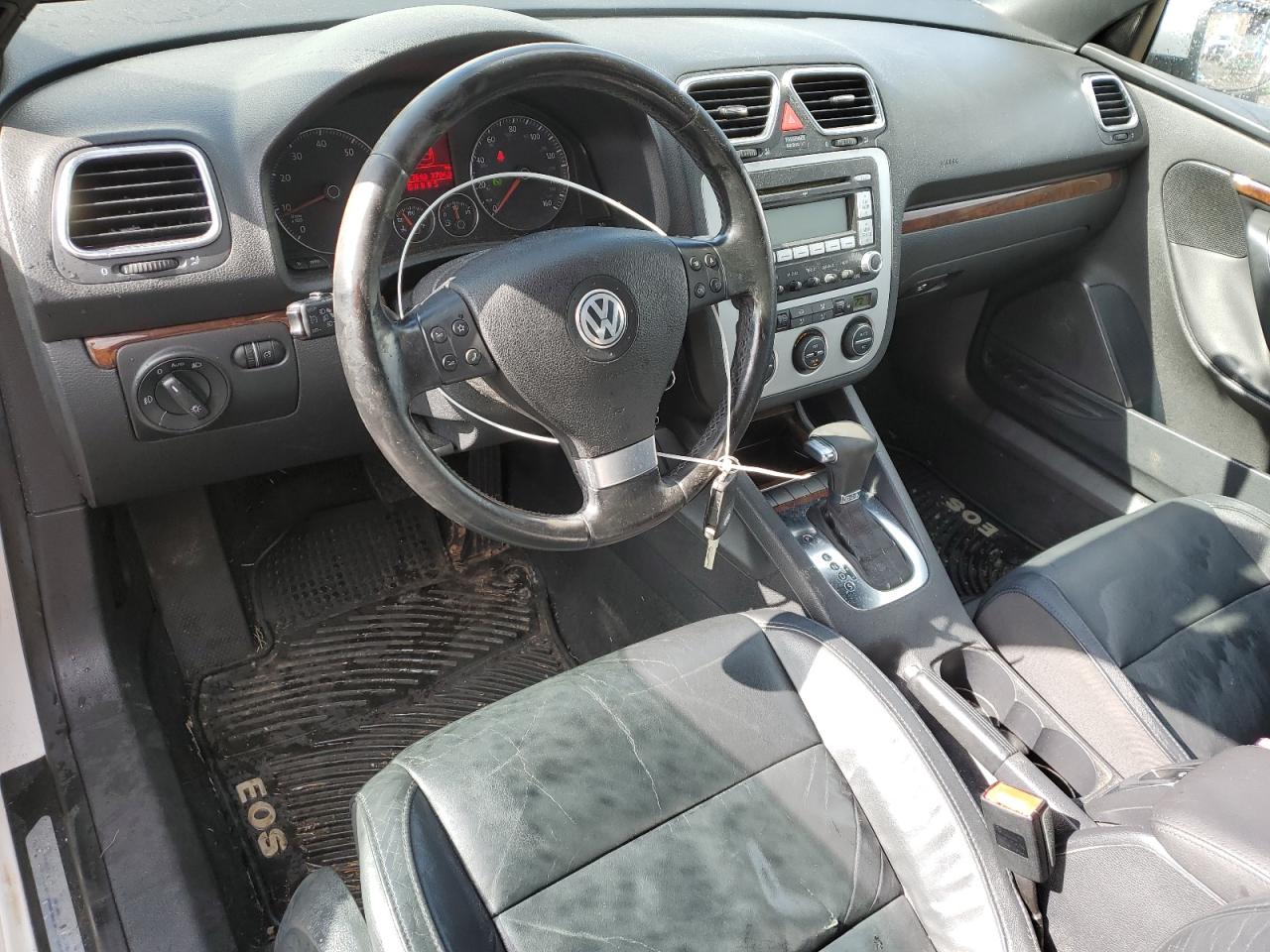 2009 Volkswagen Eos - Image 8