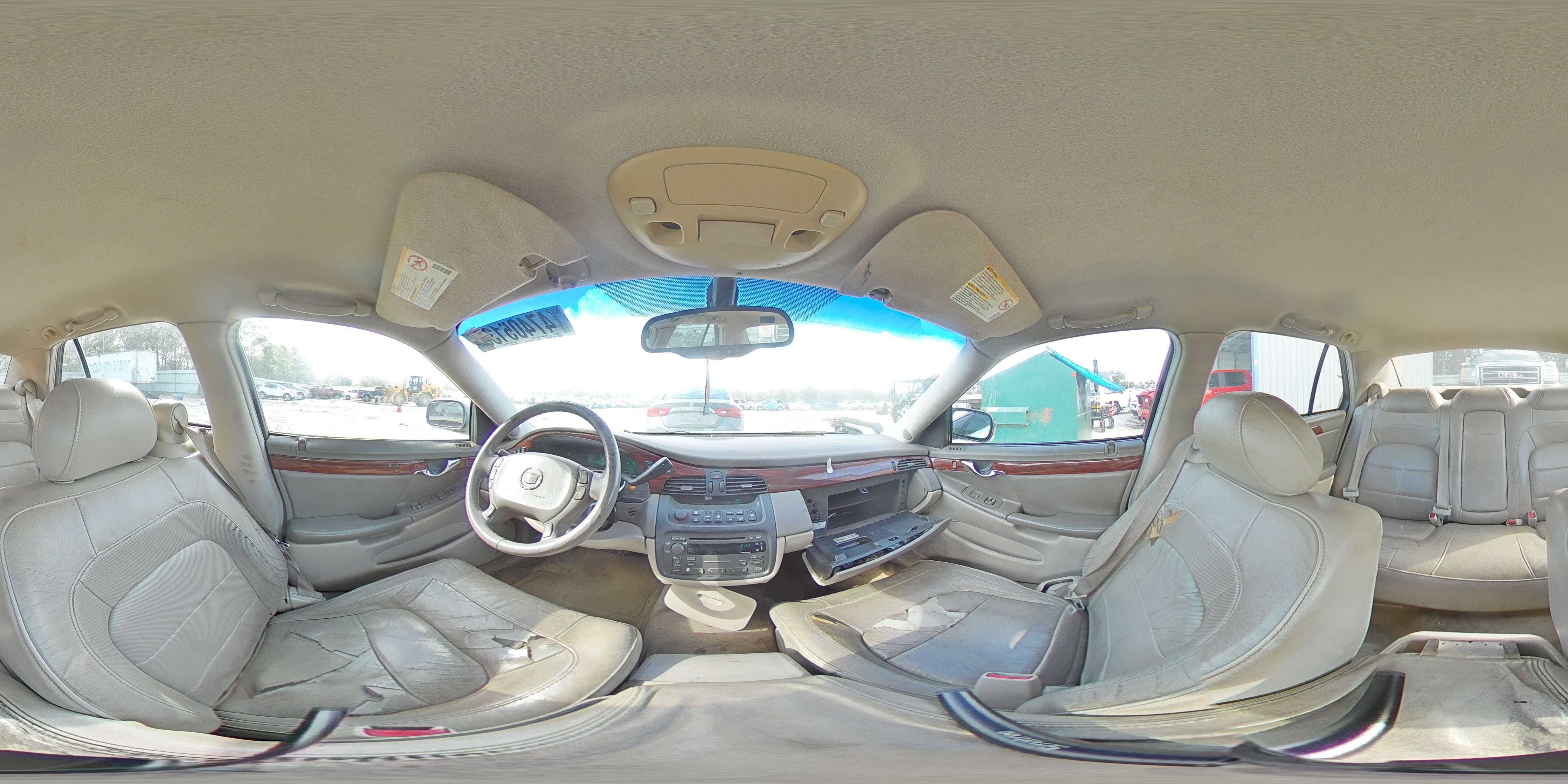 2005 Cadillac De Ville - Image 13