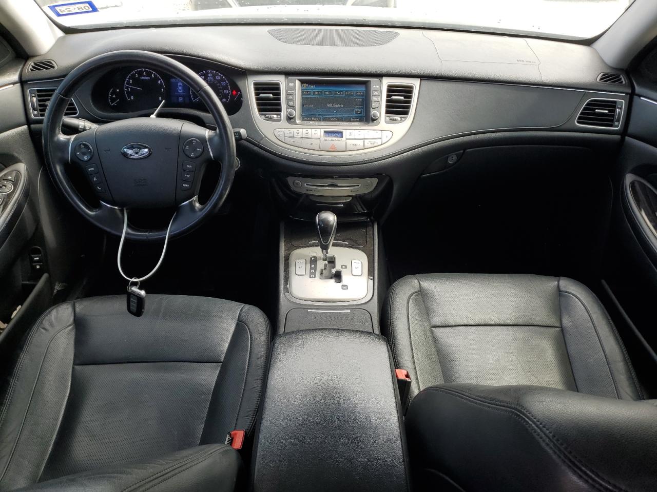 2012 Hyundai Genesis - Image 8