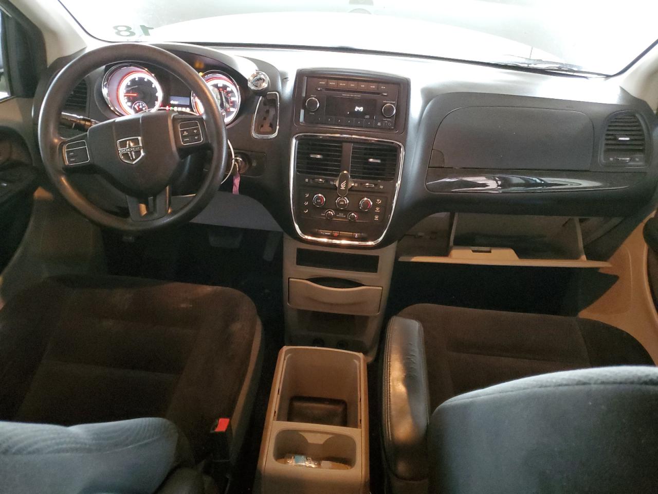 2016 Dodge Caravan - Image 8