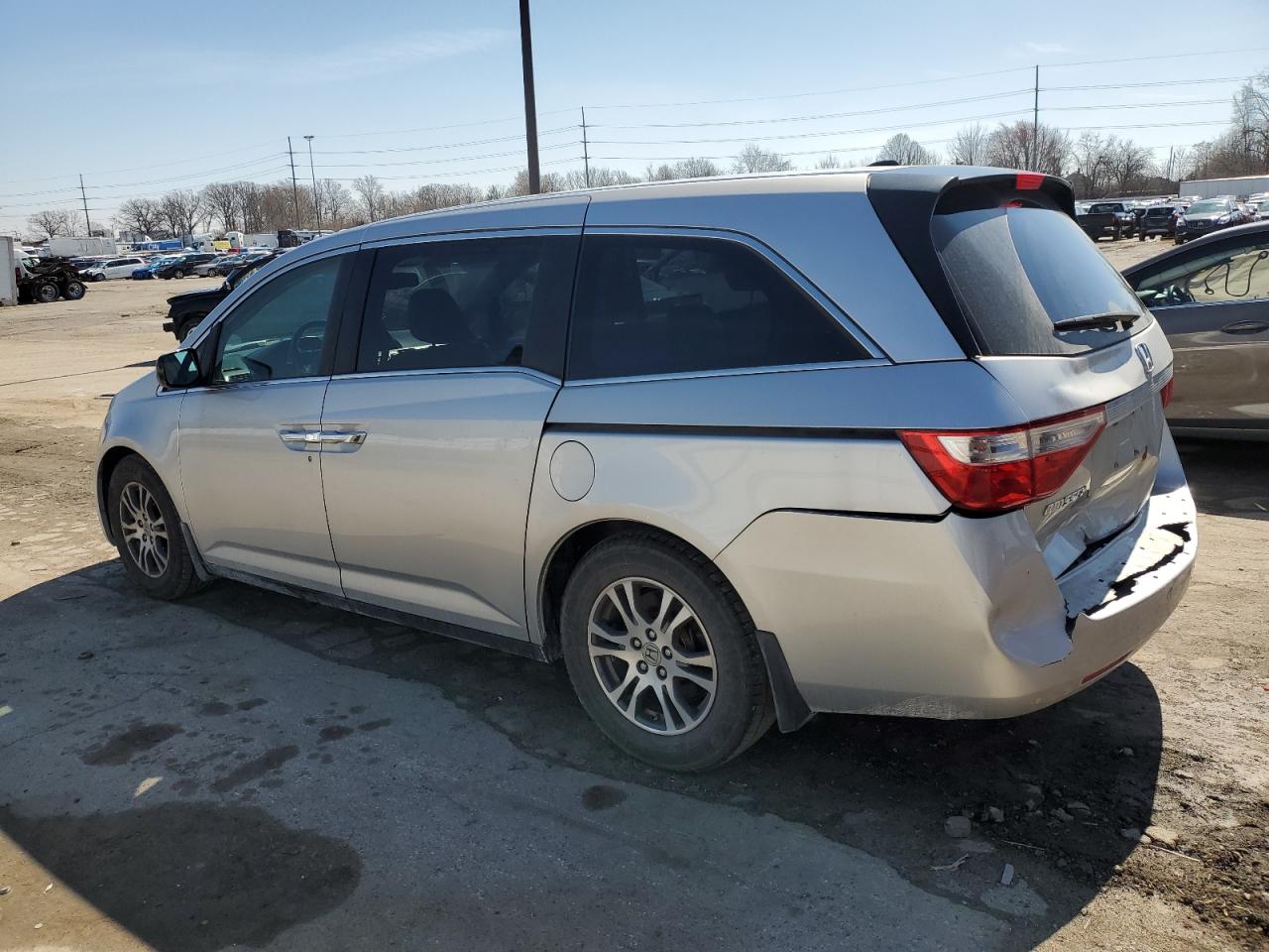 2012 Honda Odyssey - Image 2