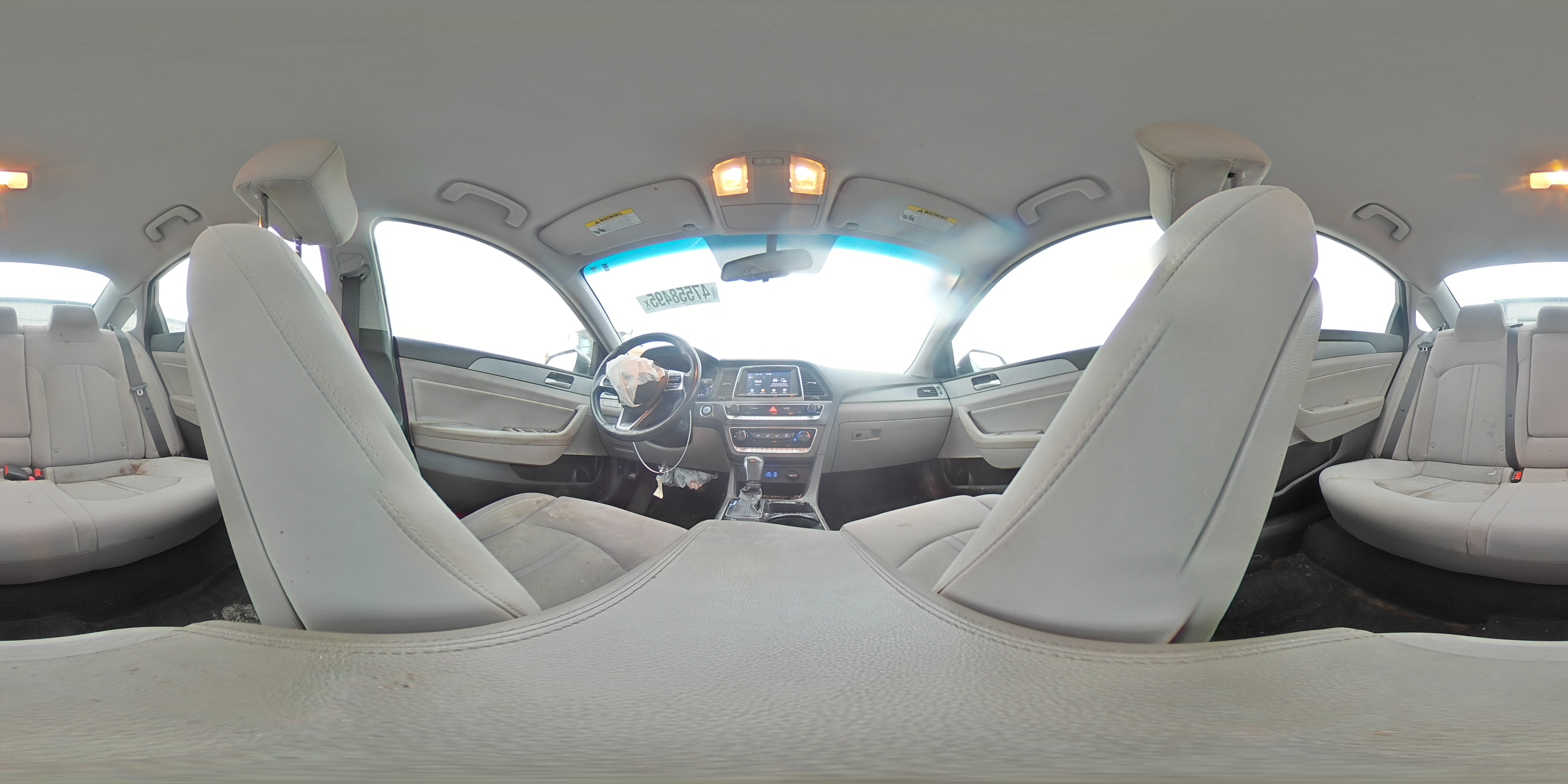 2018 Hyundai Sonata - Image 12
