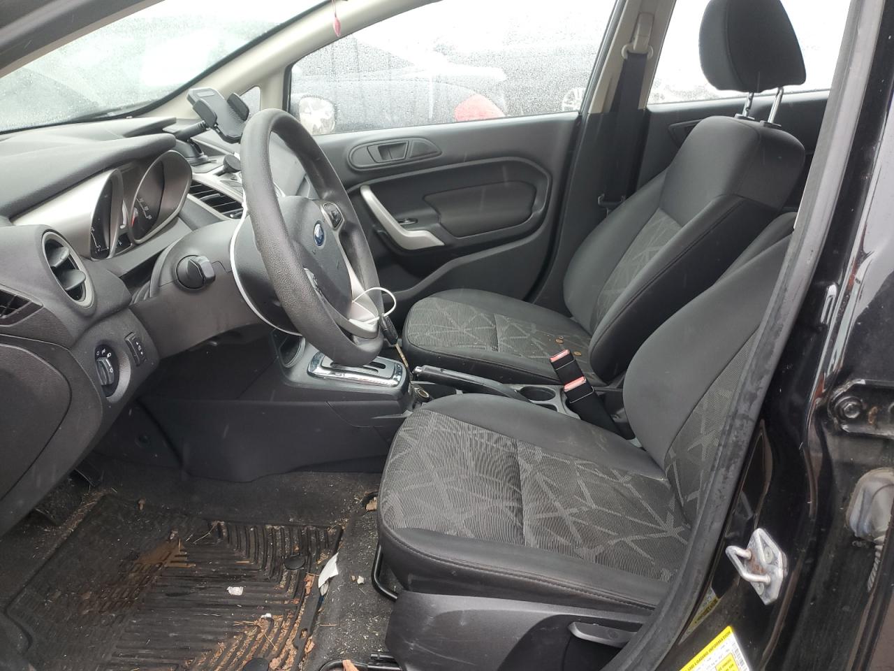 2013 Ford Fiesta - Image 7