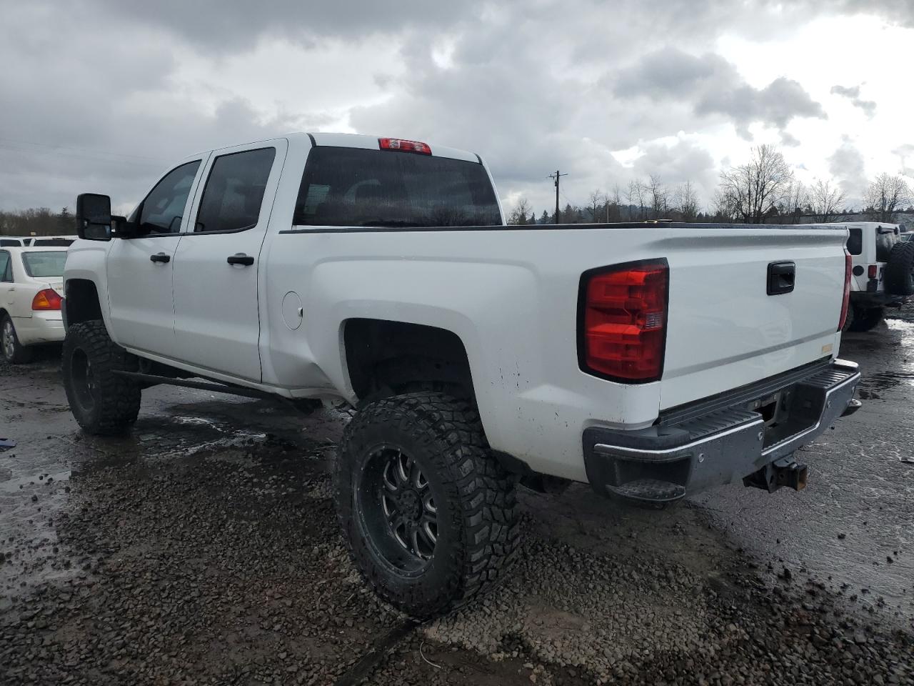 2015 Chevrolet Silverado - Image 2