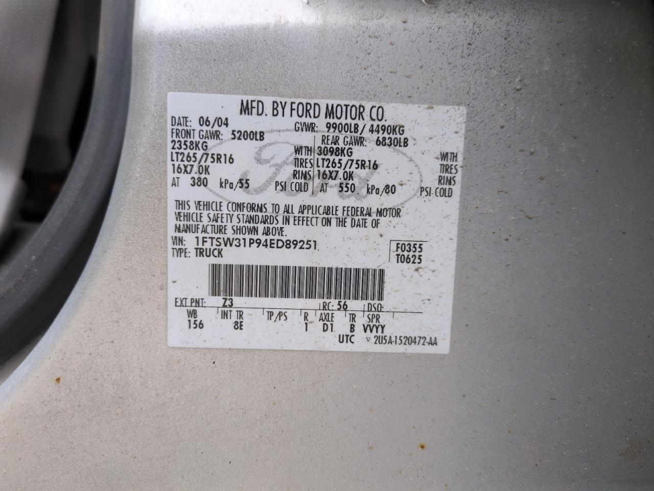 2004 Ford F350 - Image 12