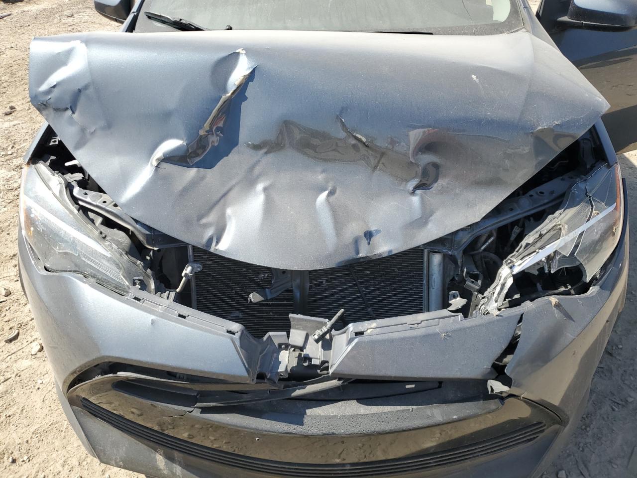 2018 Toyota Corolla - Image 12