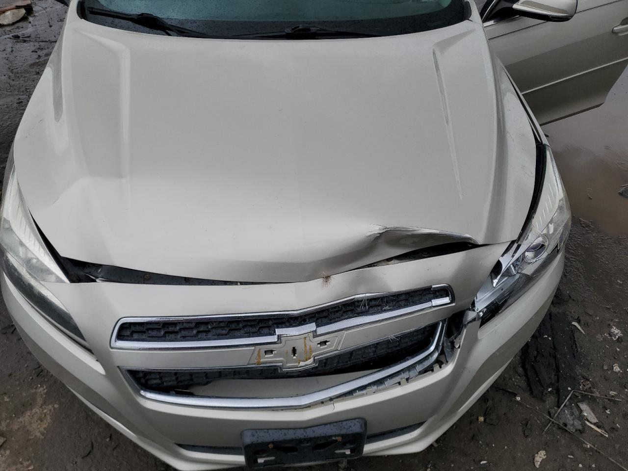 2013 Chevrolet Malibu - Image 11