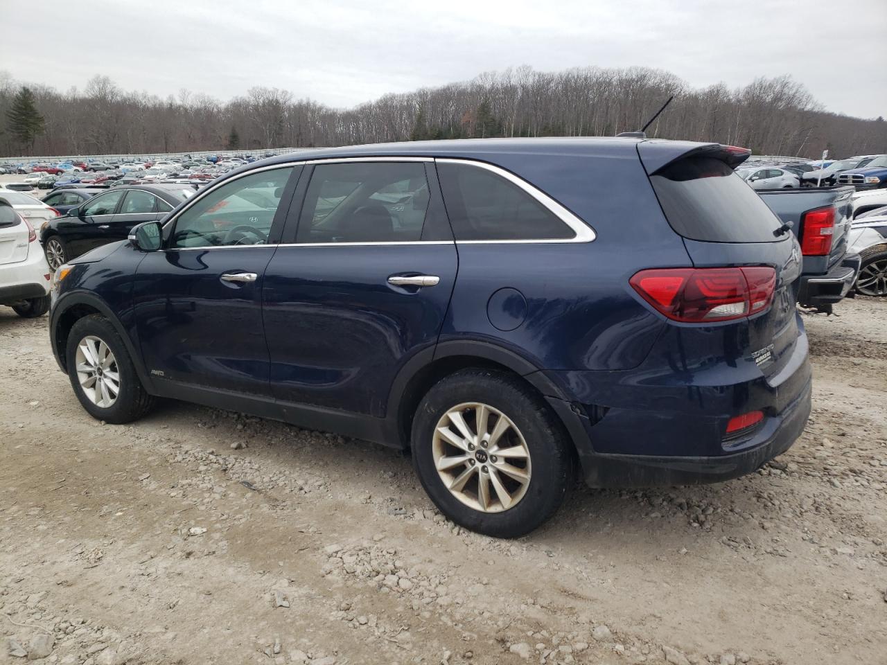 2019 Kia Sorento - Image 2