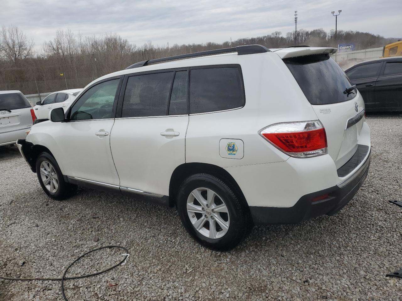 2013 Toyota Highlander - Image 2